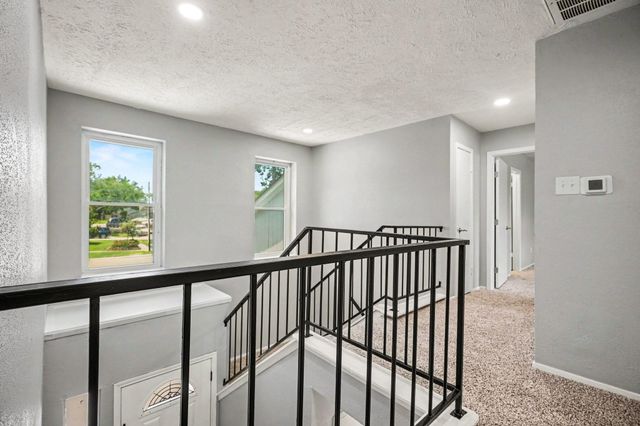 202 Civil Drive, League City, TX 77573