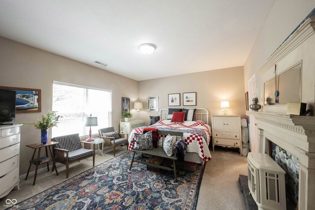 9633 Timber Circle, Mccordsville, IN 46055