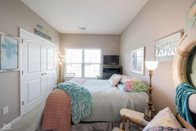 9633 Timber Circle, Mccordsville, IN 46055