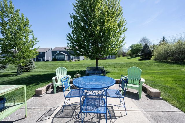 9633 Timber Circle, Mccordsville, IN 46055