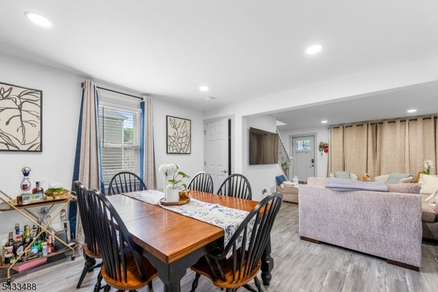 16 Lehigh St, Dover Town, NJ 07801