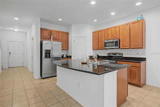 6914 HOLLY HEATH DRIVE, Riverview, FL 33578