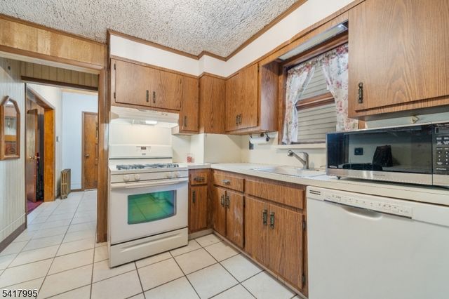 114 Conover Ave, Nutley Twp., NJ 07110