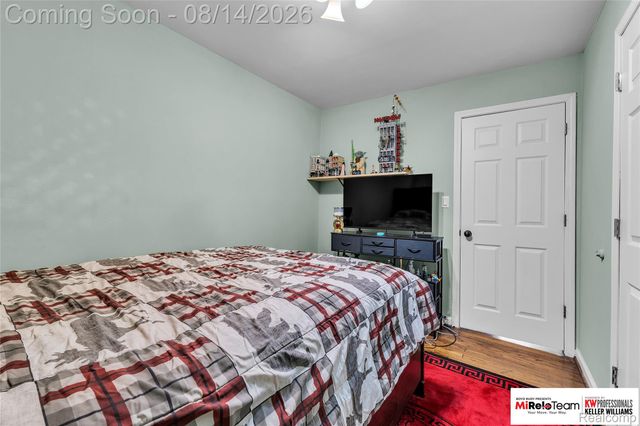 8300 Pacton Drive, Shelby Charter Township, MI 48317