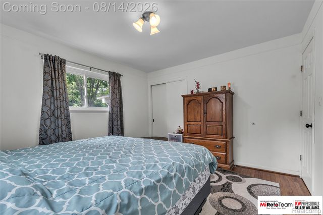 8300 Pacton Drive, Shelby Charter Township, MI 48317