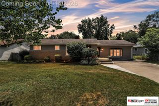 8300 Pacton Drive, Shelby Charter Township, MI 48317