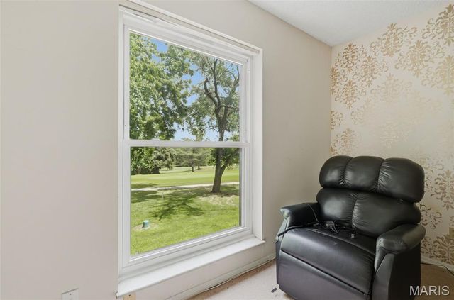578 Sarah Lane 206, St Louis, MO 63141