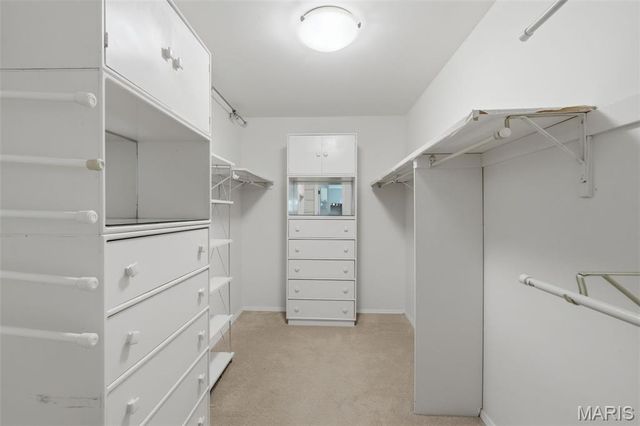 578 Sarah Lane 206, St Louis, MO 63141
