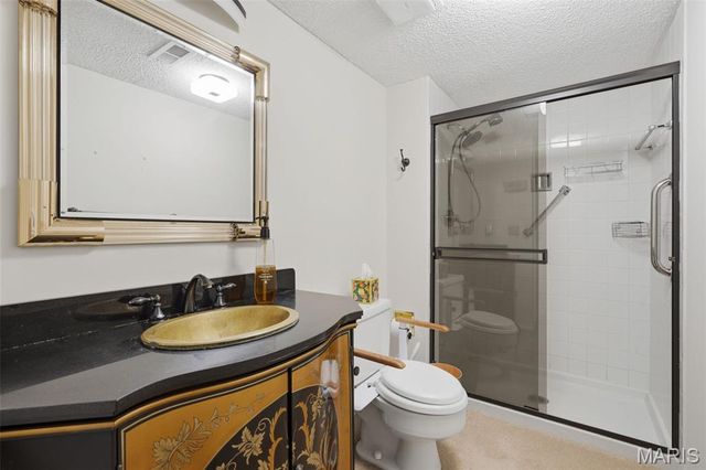 578 Sarah Lane 206, St Louis, MO 63141