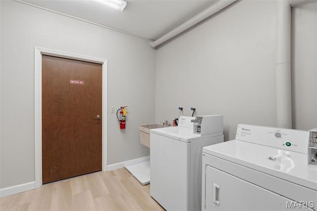 578 Sarah Lane 206, St Louis, MO 63141
