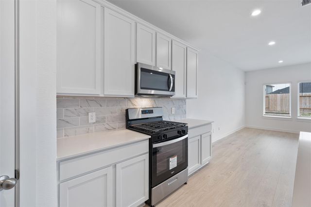 3123 Langley Bend Lane, Brookshire, TX 77423