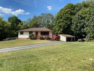 5181 Bolla Road, Ypsilanti, MI 48197
