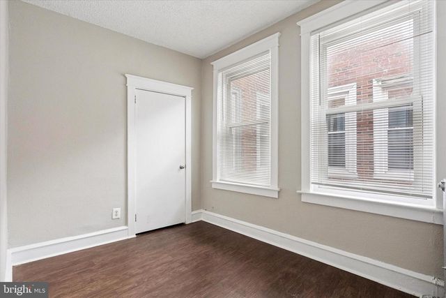 6034 N BROAD ST, Philadelphia, PA 19141