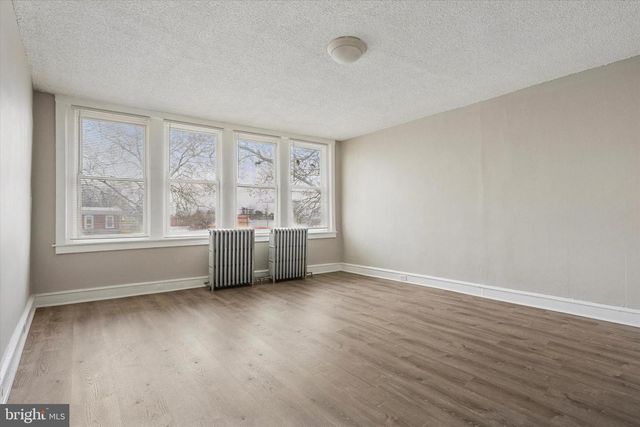 6034 N BROAD ST, Philadelphia, PA 19141