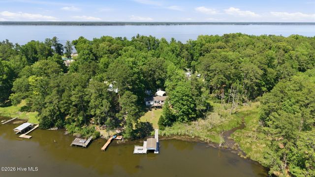 1045 River Road, Blounts Creek, NC 27814