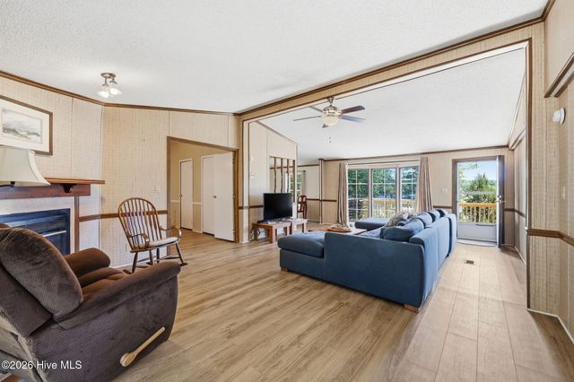 1045 River Road, Blounts Creek, NC 27814