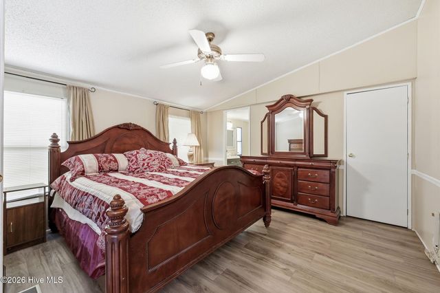 1045 River Road, Blounts Creek, NC 27814