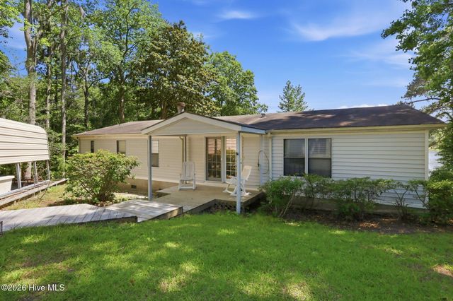 1045 River Road, Blounts Creek, NC 27814