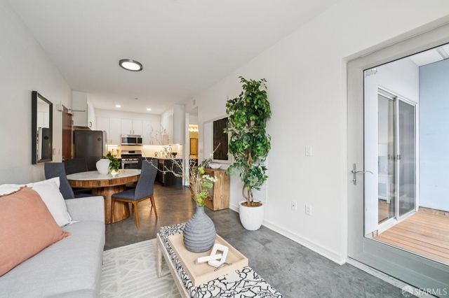555 Bartlett Street 224, San Francisco, CA 94110