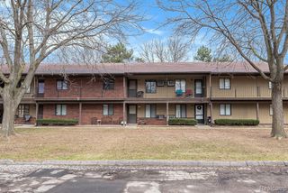 30488 Utica Road, Roseville, MI 48066