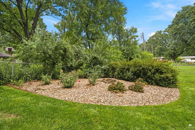 1313 Brighton Road, Manhattan, KS 66503