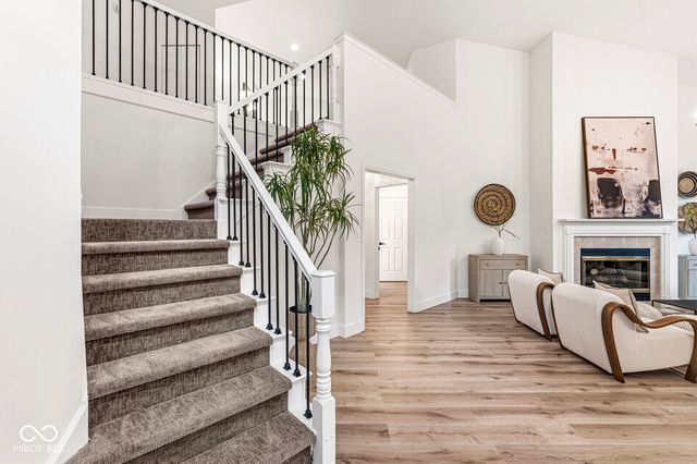 7833 Clearwater Cove Drive, Indianapolis, IN 46240