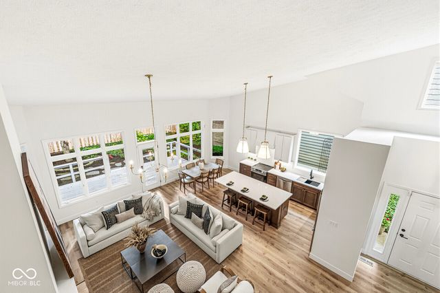 7833 Clearwater Cove Drive, Indianapolis, IN 46240