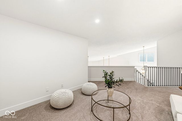 7833 Clearwater Cove Drive, Indianapolis, IN 46240