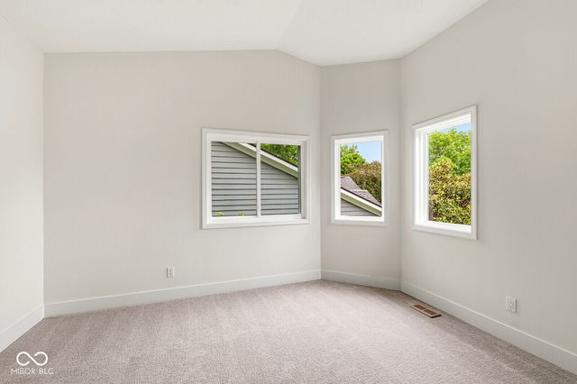 7833 Clearwater Cove Drive, Indianapolis, IN 46240