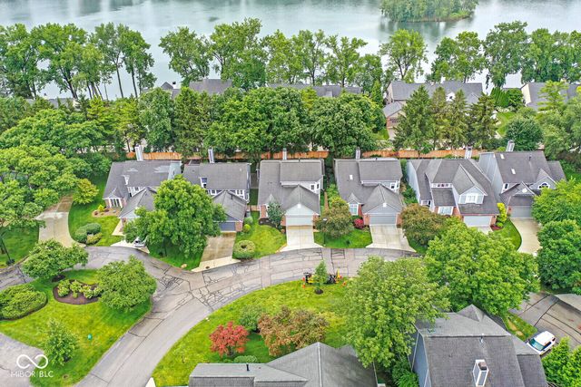 7833 Clearwater Cove Drive, Indianapolis, IN 46240