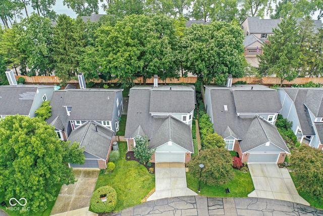 7833 Clearwater Cove Drive, Indianapolis, IN 46240