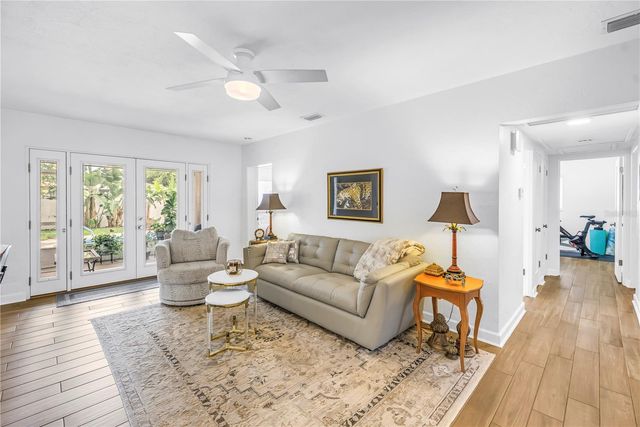 4201 27TH AVENUE N, St Petersburg, FL 33713