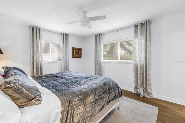 4201 27TH AVENUE N, St Petersburg, FL 33713