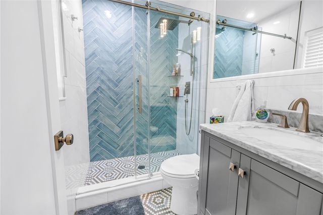 4201 27TH AVENUE N, St Petersburg, FL 33713