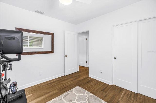 4201 27TH AVENUE N, St Petersburg, FL 33713