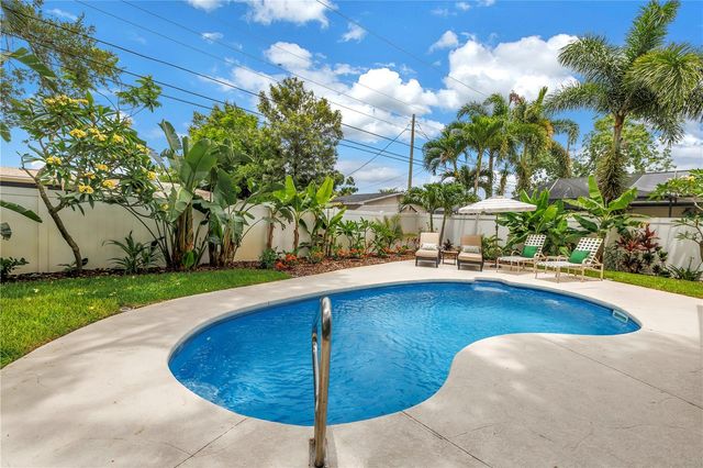4201 27TH AVENUE N, St Petersburg, FL 33713