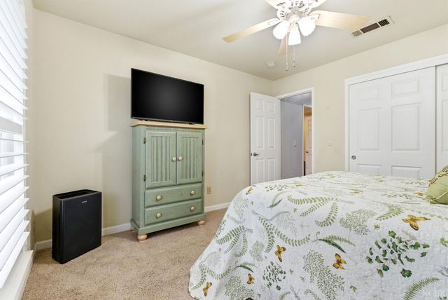 2504 N Kensington Way, Hanford, CA 93230