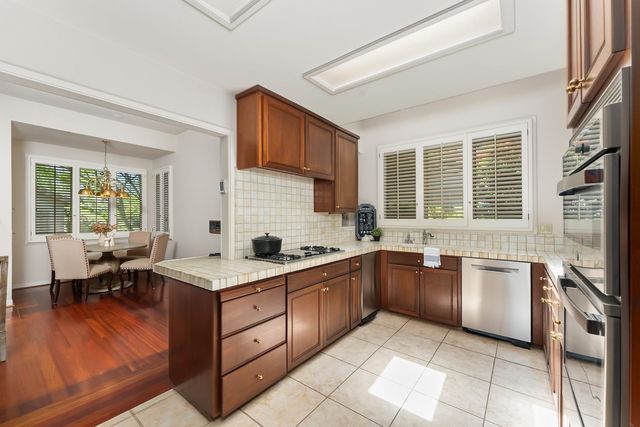 9111 Yellow Flower Pl, Fair Oaks, CA 95628