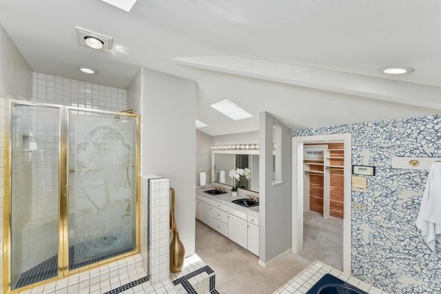 9111 Yellow Flower Pl, Fair Oaks, CA 95628