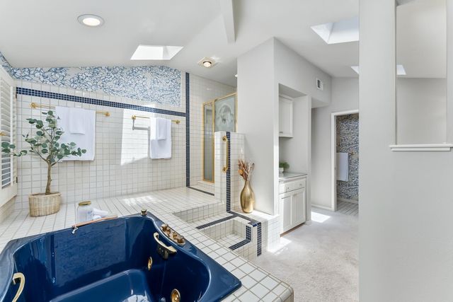 9111 Yellow Flower Pl, Fair Oaks, CA 95628