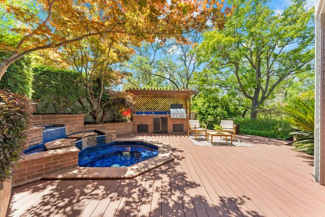 9111 Yellow Flower Pl, Fair Oaks, CA 95628