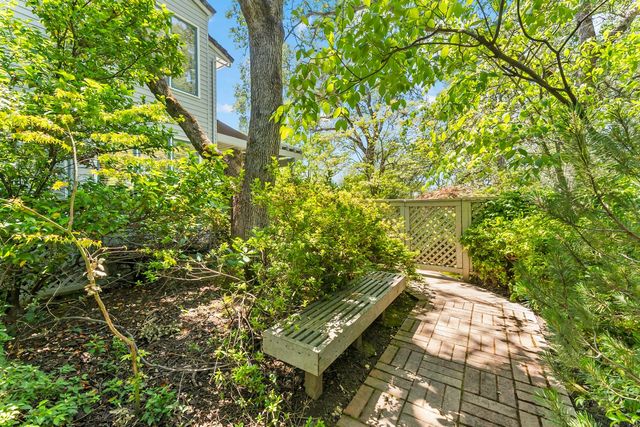 9111 Yellow Flower Pl, Fair Oaks, CA 95628