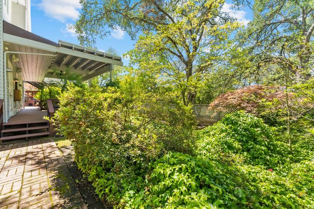 9111 Yellow Flower Pl, Fair Oaks, CA 95628