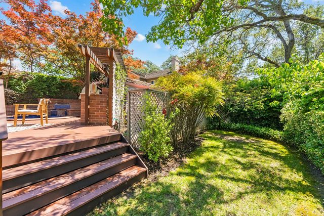 9111 Yellow Flower Pl, Fair Oaks, CA 95628