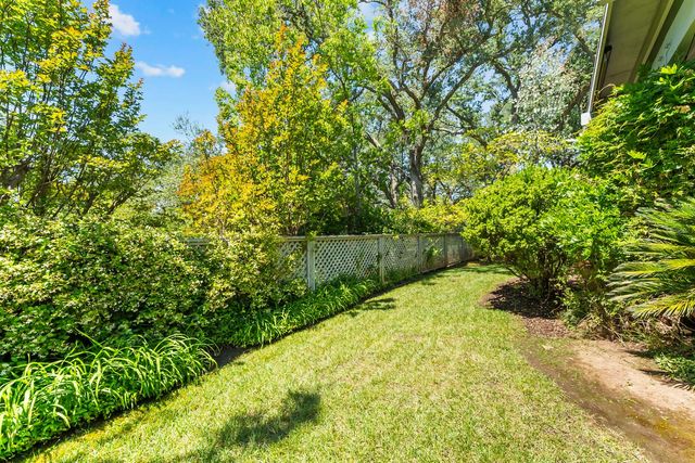 9111 Yellow Flower Pl, Fair Oaks, CA 95628