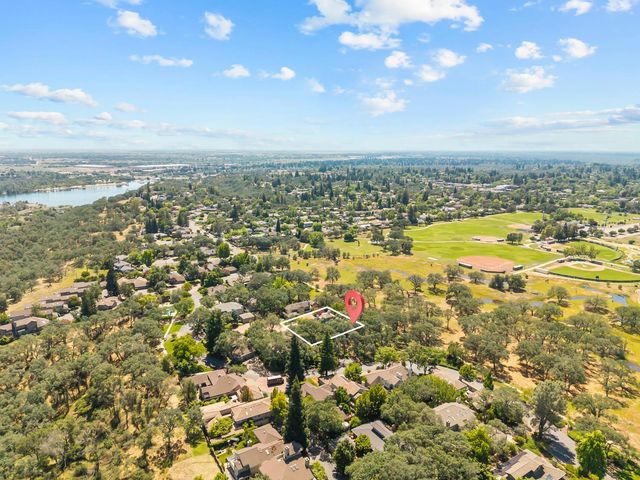 9111 Yellow Flower Pl, Fair Oaks, CA 95628