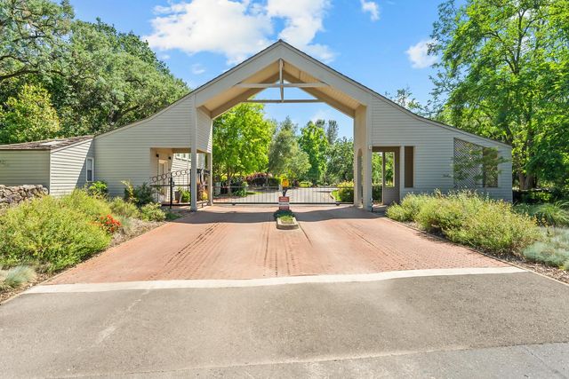 9111 Yellow Flower Pl, Fair Oaks, CA 95628
