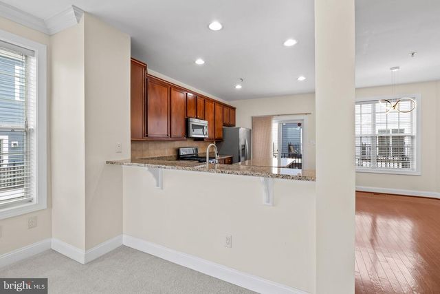 4521 SCARLET OAK LN, Baltimore, MD 21229