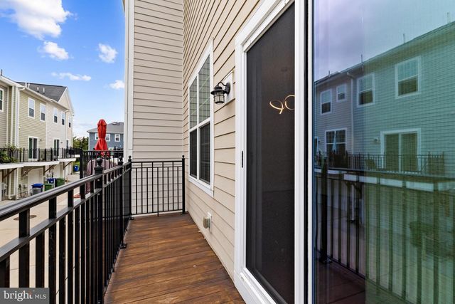4521 SCARLET OAK LN, Baltimore, MD 21229