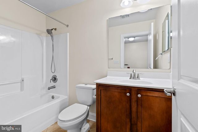 4521 SCARLET OAK LN, Baltimore, MD 21229